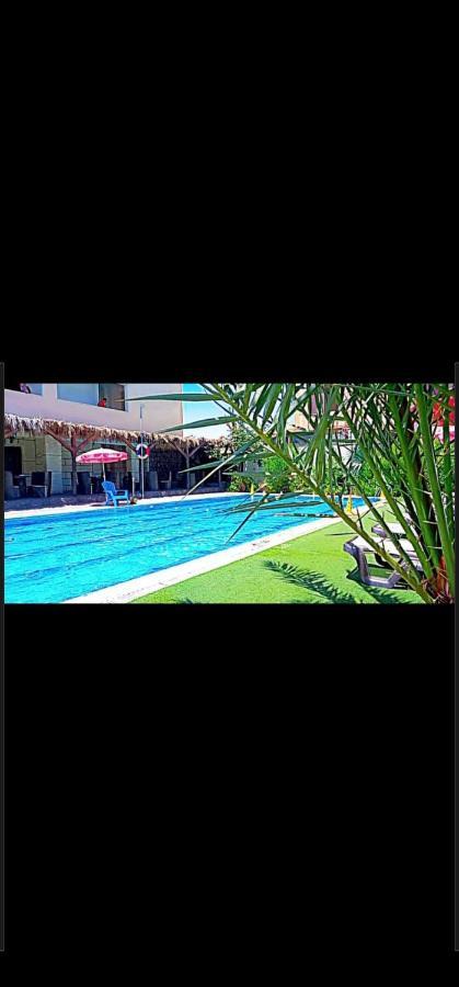Dead Sea Lafamilia Albadwan Aparthotel Sweimeh Exterior photo