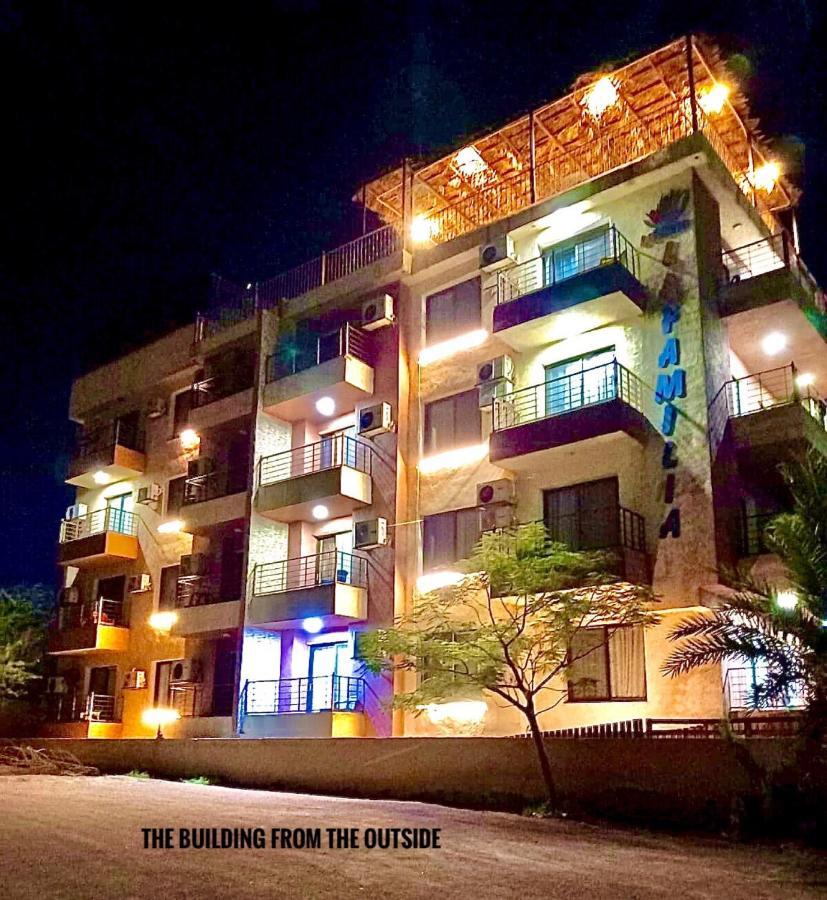 Dead Sea Lafamilia Albadwan Aparthotel Sweimeh Exterior photo
