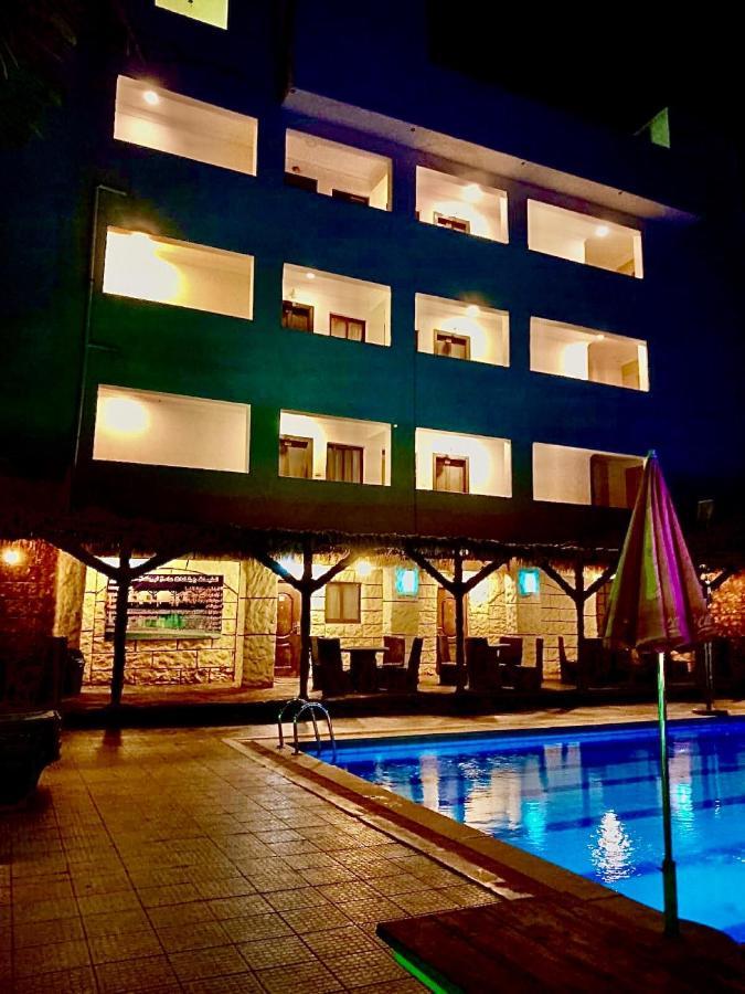 Dead Sea Lafamilia Albadwan Aparthotel Sweimeh Exterior photo